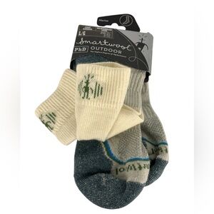 Smartwool PhD Outdoor Merino Crew Socks Unisex Large Light Cushion Sea Pine